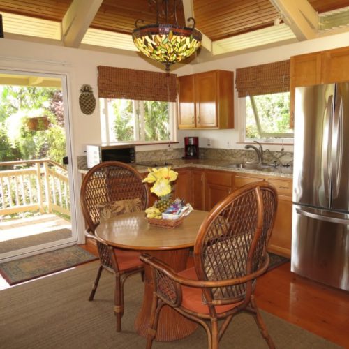 Maui Cottage Rental Kitchen