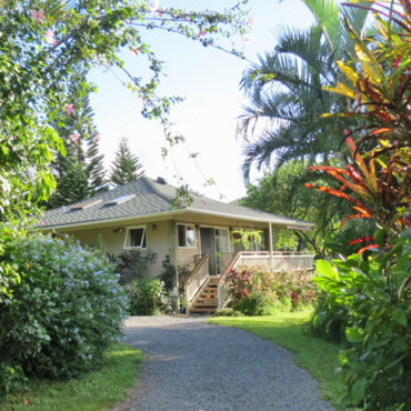 Maui Cottage Rental Reservations - Request and Calendar