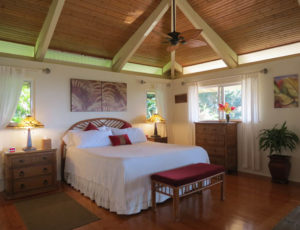 Maui Cottage Bedroom